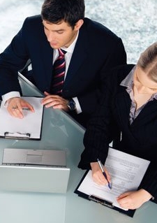 Os &ldquo;Incoterms&rdquo; e os Contratos de Compra e Venda Internacionais